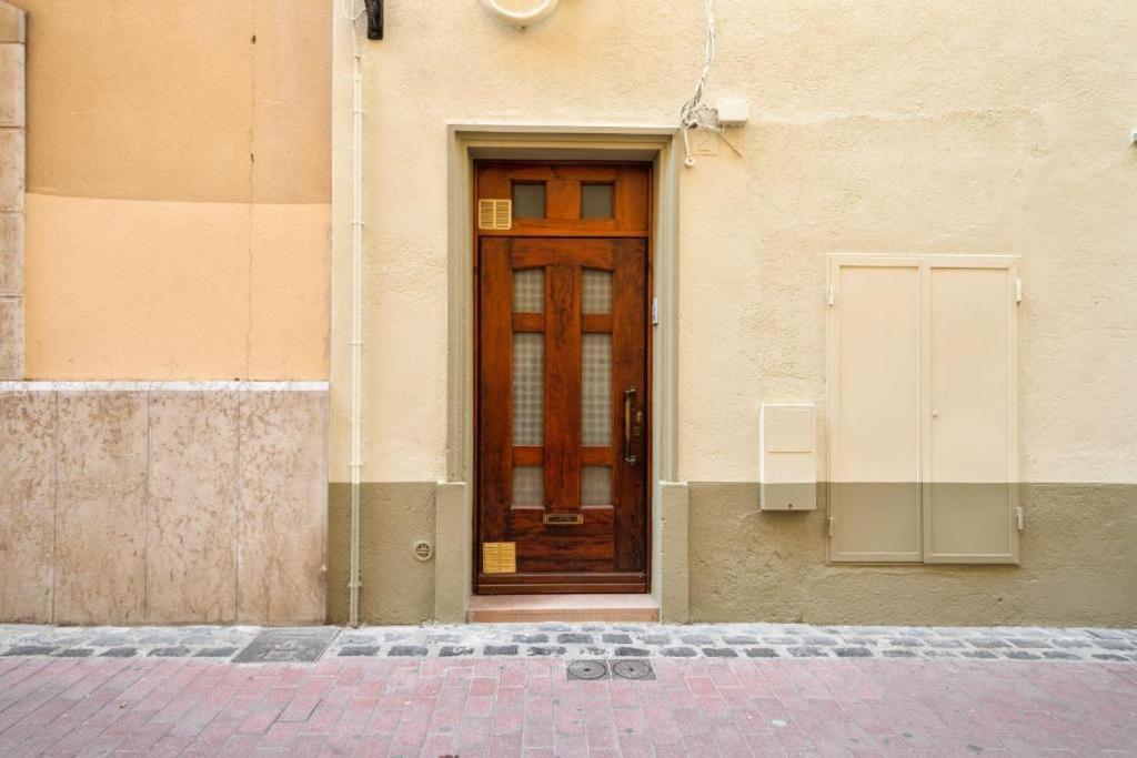 Figueres Old Town Apartment Екстер'єр фото